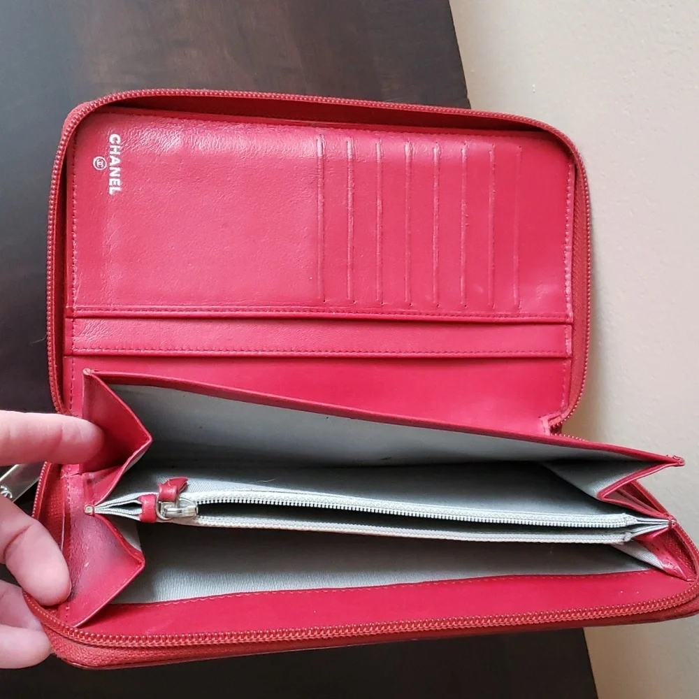 CHANEL TIMELESS CC ZIP AROUND CAVIAR LEATHER WALLET - Picture 10 of 11